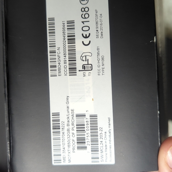 MOTO Z DROID - Picture 4 of 6